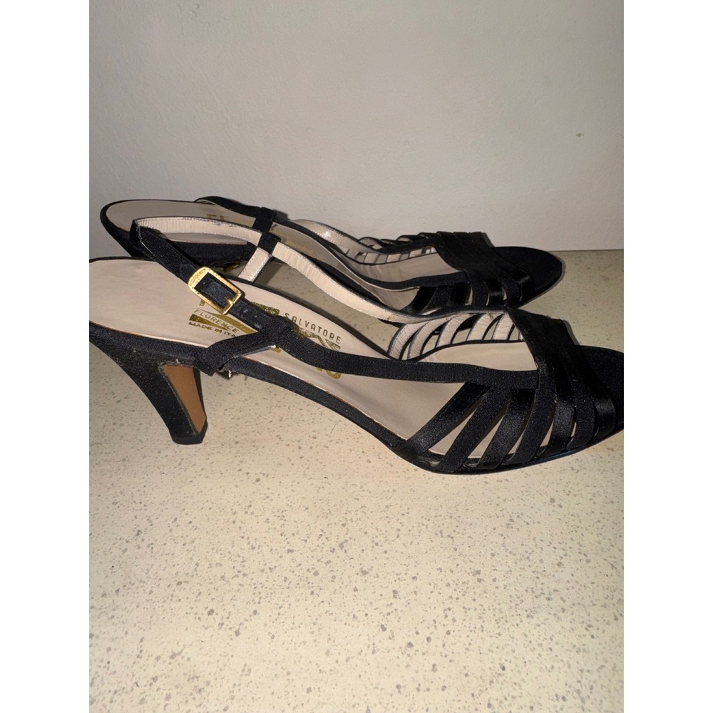 Salvatore Ferragamo Vintage Black Slingback Heels 8 AA DRU27717 Made Italy